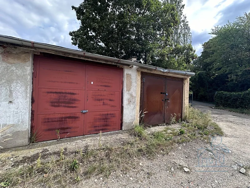 Pronájem garáže 18 m², Praha